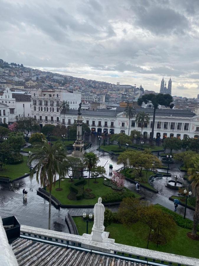Hostal Brilliant Quito Exteriör bild