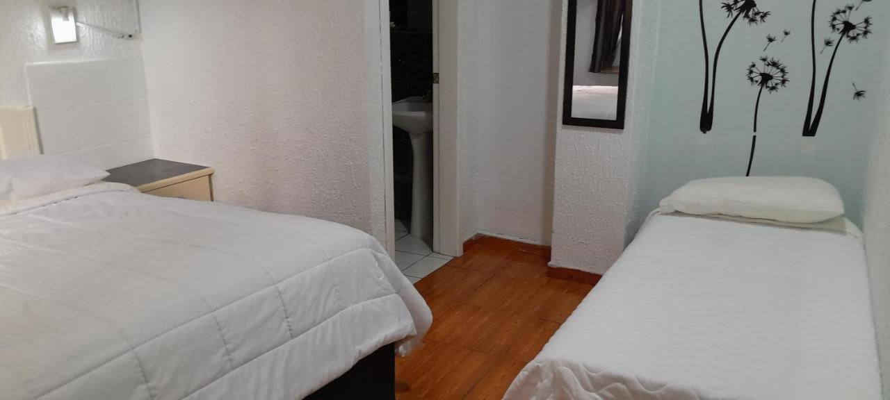 Hostal Brilliant Quito Exteriör bild