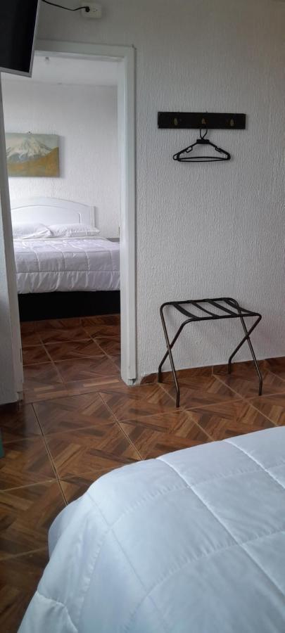 Hostal Brilliant Quito Exteriör bild
