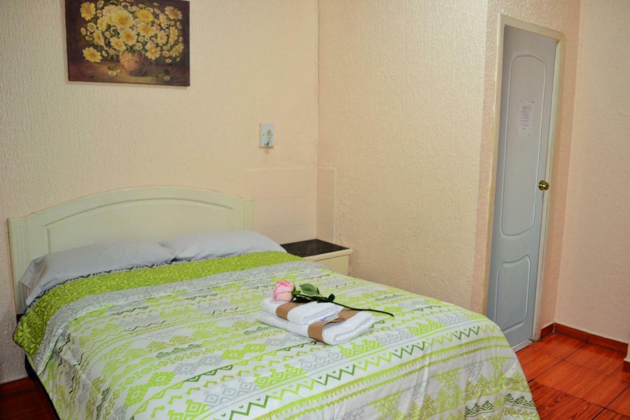 Hostal Brilliant Quito Exteriör bild
