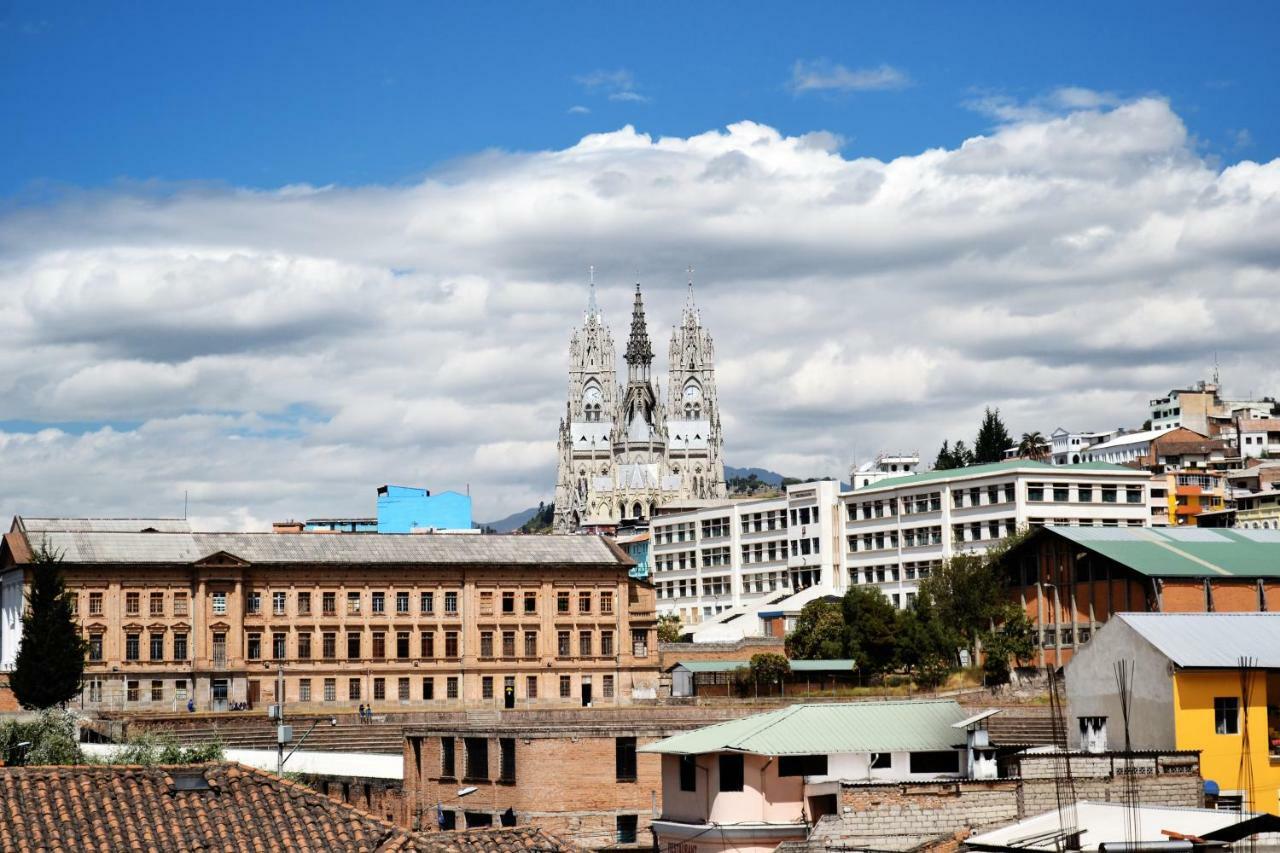 Hostal Brilliant Quito Exteriör bild