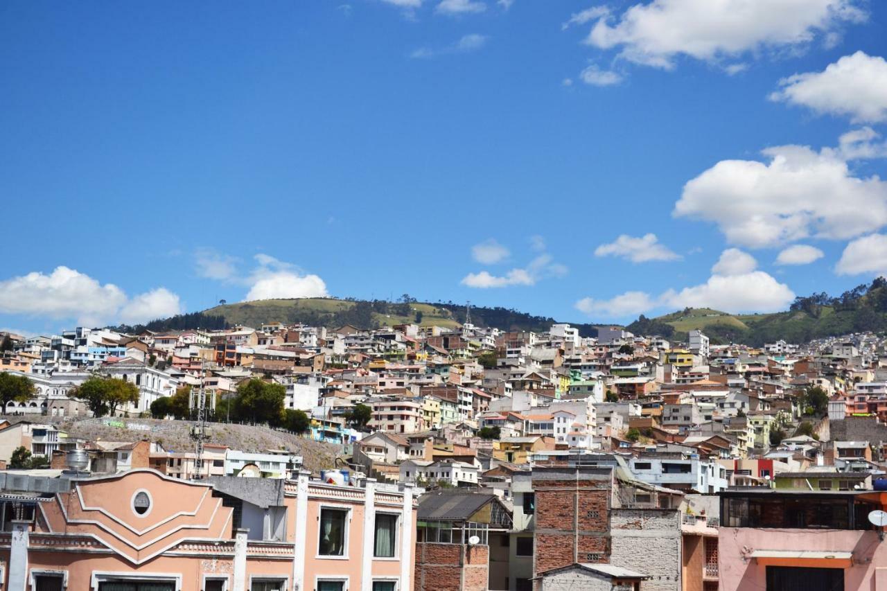 Hostal Brilliant Quito Exteriör bild